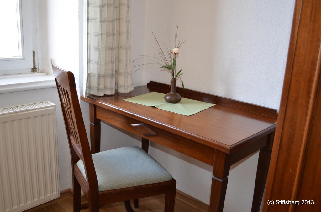 Stiftsberg - Bildungs- Und Freizeitzentrum Kyllburg Bagian luar foto