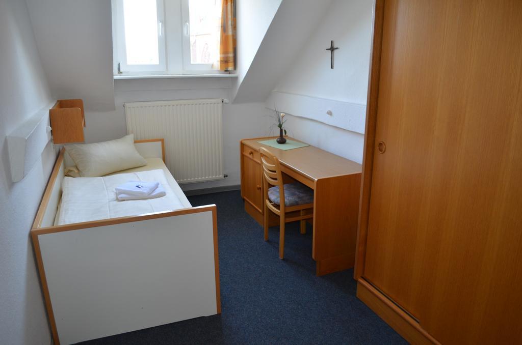 Stiftsberg - Bildungs- Und Freizeitzentrum Kyllburg Bagian luar foto