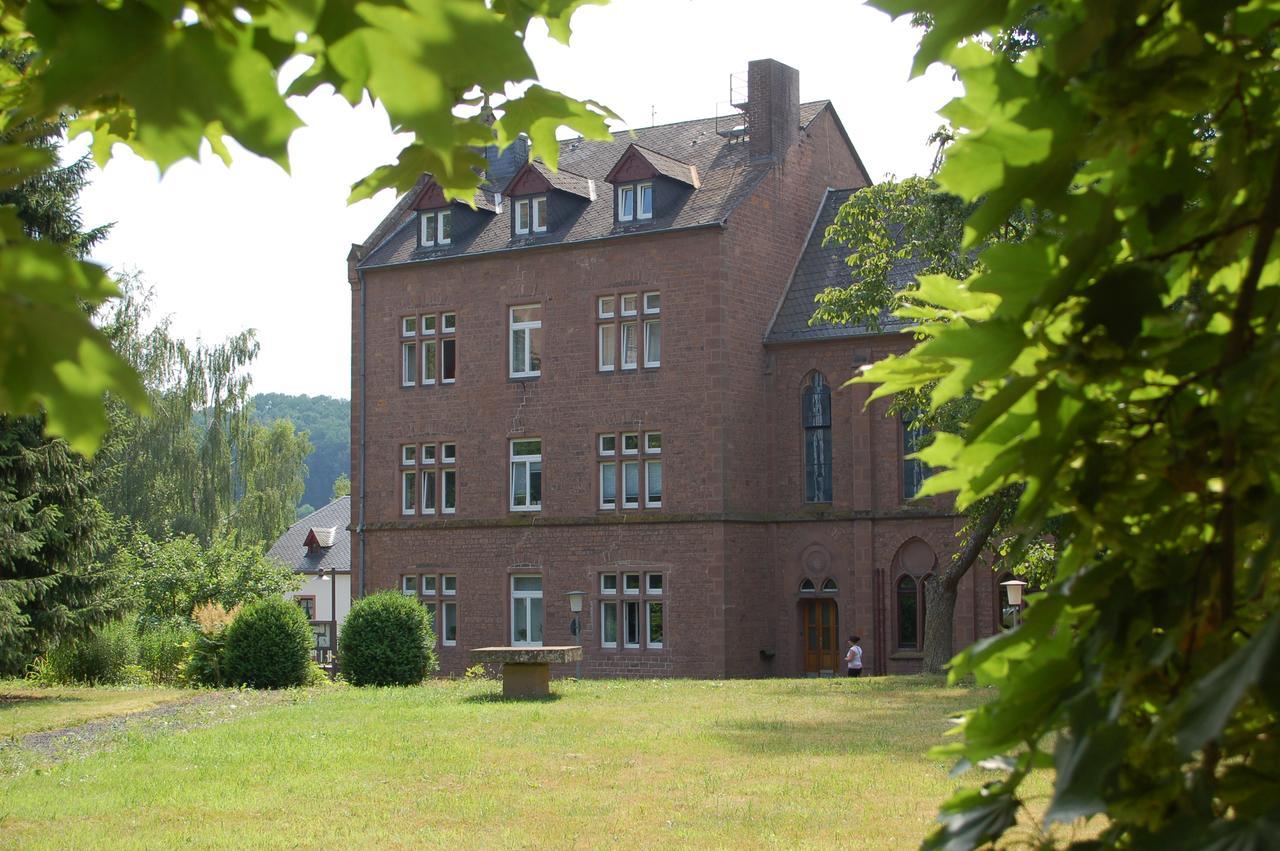 Stiftsberg - Bildungs- Und Freizeitzentrum Kyllburg Bagian luar foto